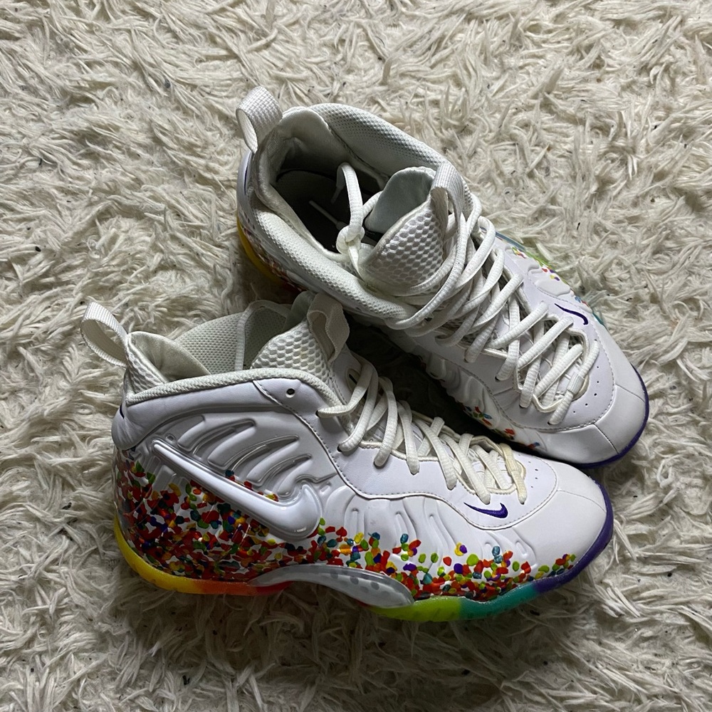 Nike foamposite fruity pebbles Sz 6.5